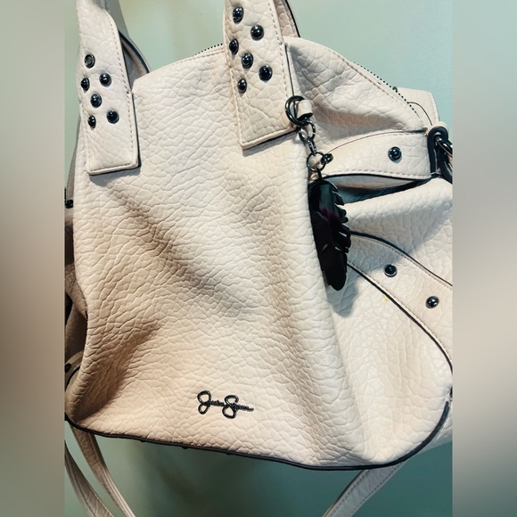 Jessica Simpson Light Blush/Pink Handbag with Removable Strap
EUC - Picture 6 of 8
